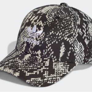 SNAKE GRAPHIC BASEBALL CAP